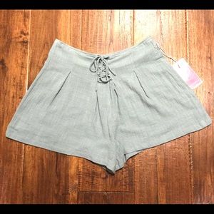 NWT Skort Shorts Size Large